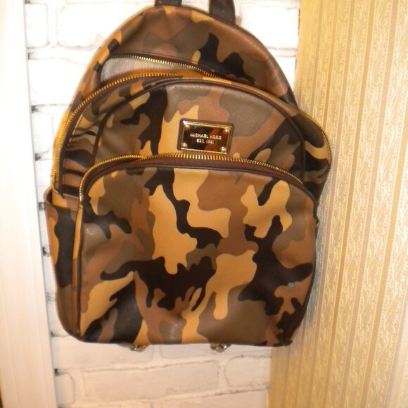 Michael Kors Backpack - Picture 2 of 10